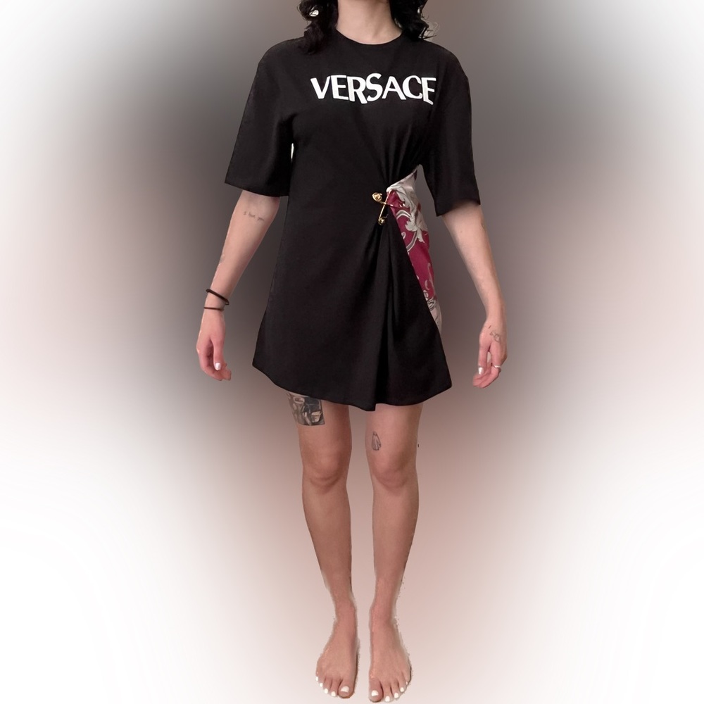 Versace Logo printed cotton jersey long t-shirt